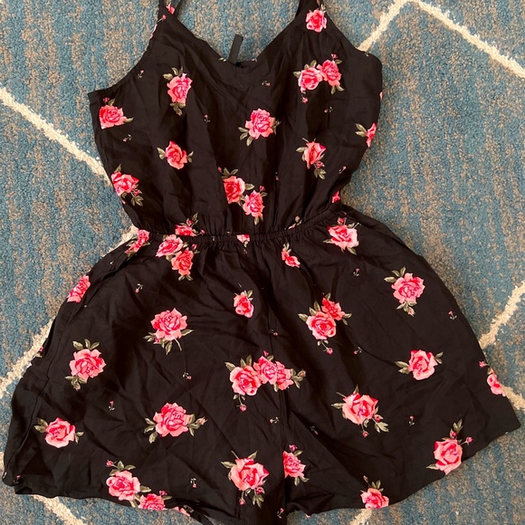 H&M Pants - - H & M XXS Romper $5 Sale